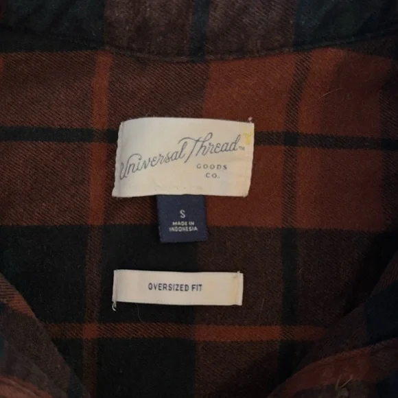 Universal Threads Oversized Fit Button Down Flannel 100% Cotton Women’s Size S - Picture 8 of 12